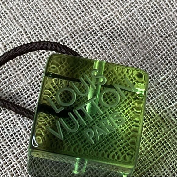 VTG Louis Vuitton Hair Cubes - Picture 2 of 6